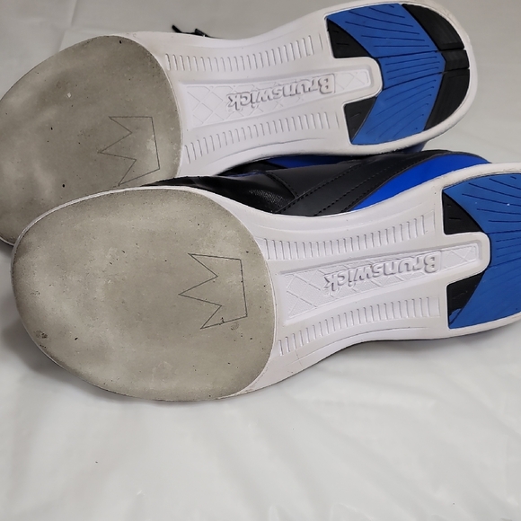 Brunswick after Bowling Shoes. Blue and Black with Mesh Design - Picture 8 of 11
